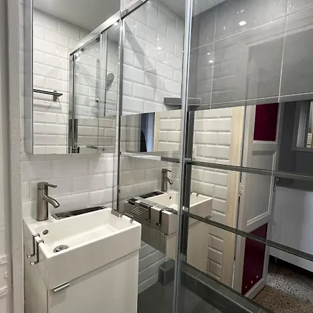 Proche Du Puy De Dome Avec Parking Prive 클레르몽페랑