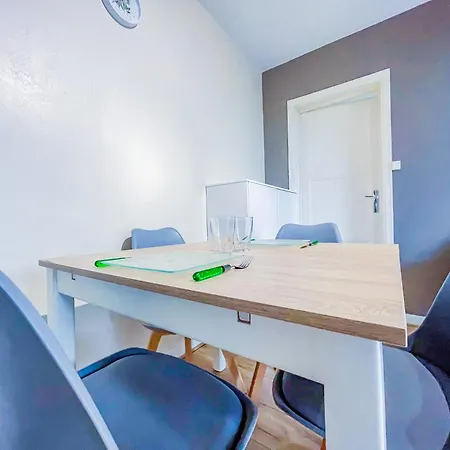 Appartement Proche Du Puy De Dome Avec Parking Prive Clermont-Ferrand